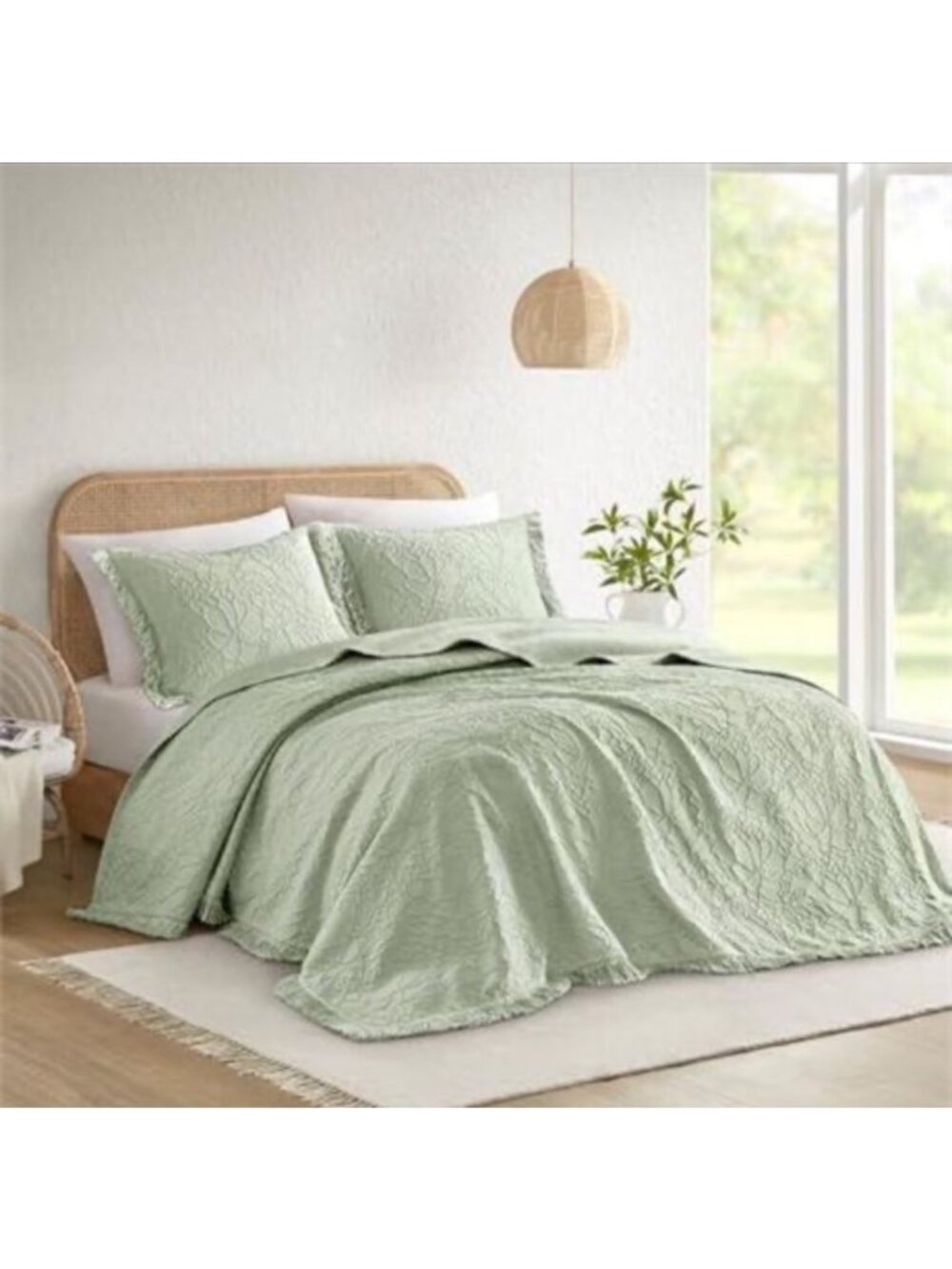 Madison Park King Size Sage Green Quilt Set With Pillow Shams Lightweight Textur